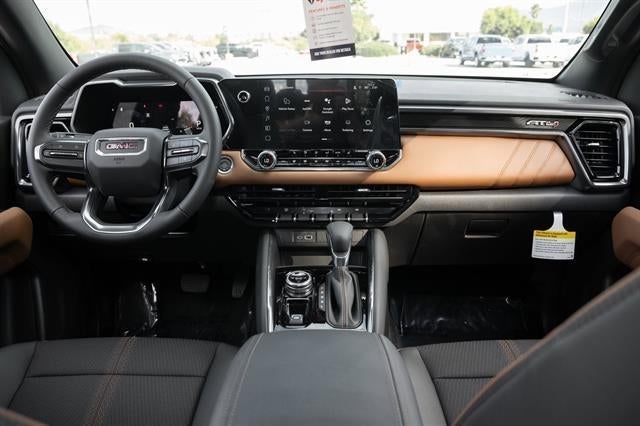 2025 GMC Canyon AT4