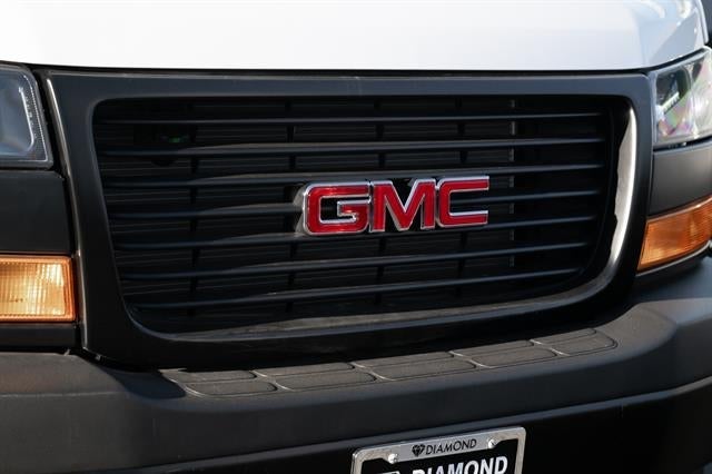 2025 GMC Savana Cargo 2500 Work Van