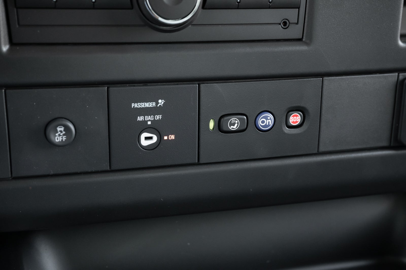 2025 GMC Savana Cargo 2500 Work Van