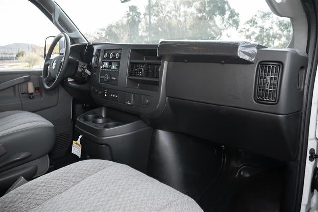 2025 GMC Savana Cargo 2500 Work Van