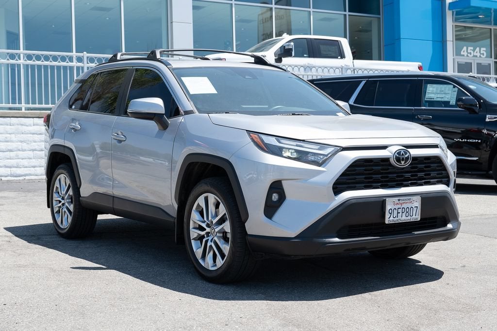2022 Toyota RAV4 XLE Premium
