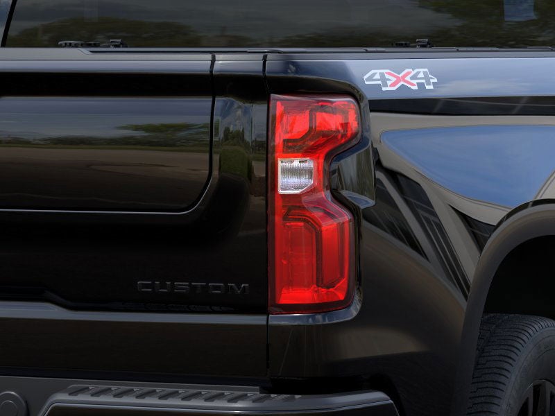 2025 Chevrolet Silverado 1500 Custom