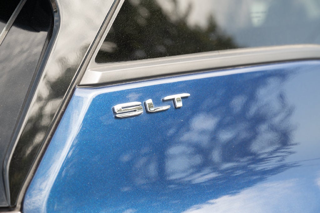 2023 GMC Terrain SLT