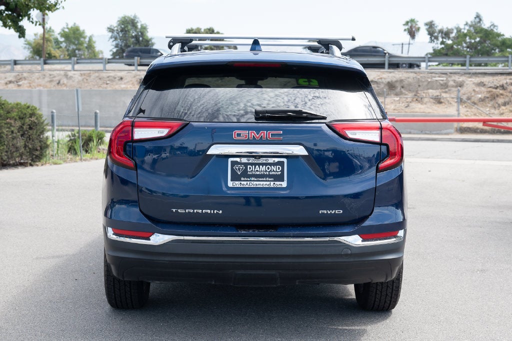 2023 GMC Terrain SLT