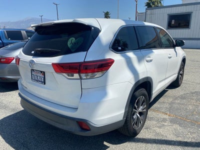 2017 Toyota Highlander LE