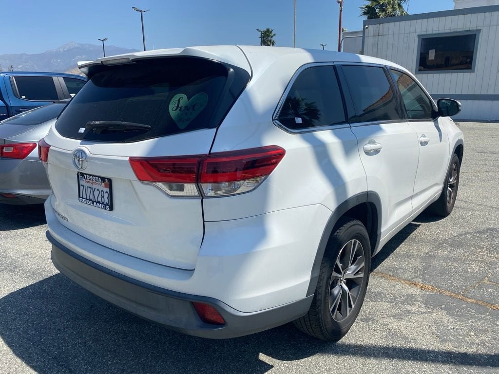2017 Toyota Highlander LE