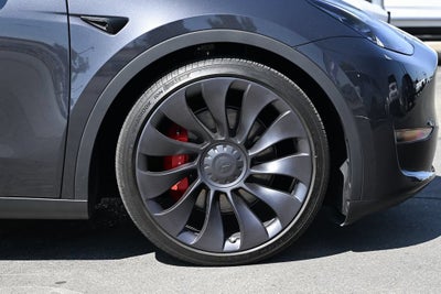 2024 Tesla Model Y Performance
