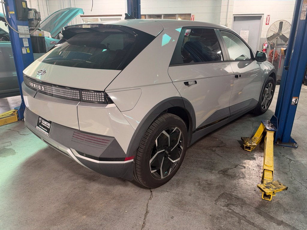 2022 Hyundai IONIQ 5 SEL
