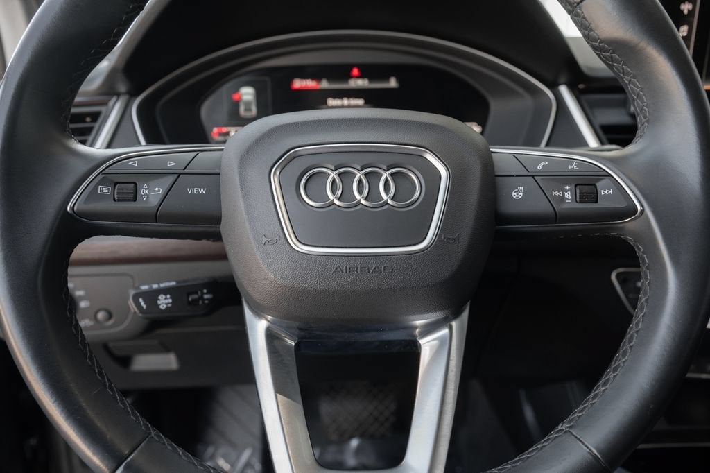 2024 Audi Q5 S line Premium Plus