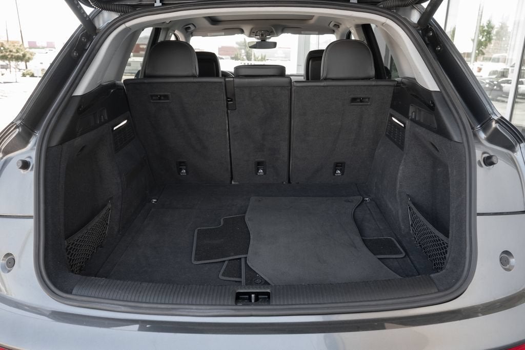 2024 Audi Q5 S line Premium Plus