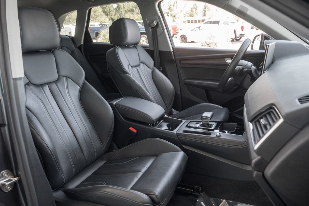 2024 Audi Q5 S line Premium Plus