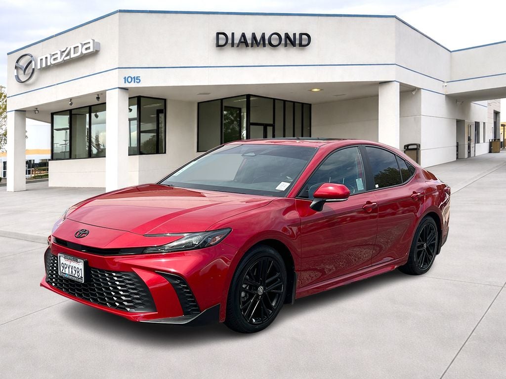 2025 Toyota Camry SE