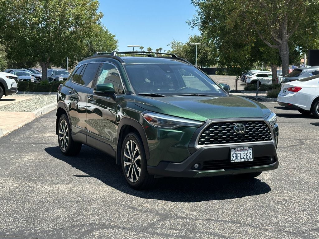 2022 Toyota Corolla Cross XLE