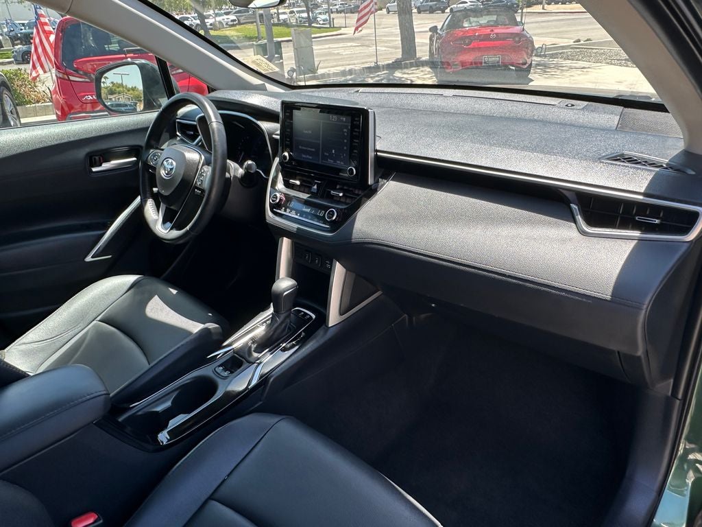 2022 Toyota Corolla Cross XLE