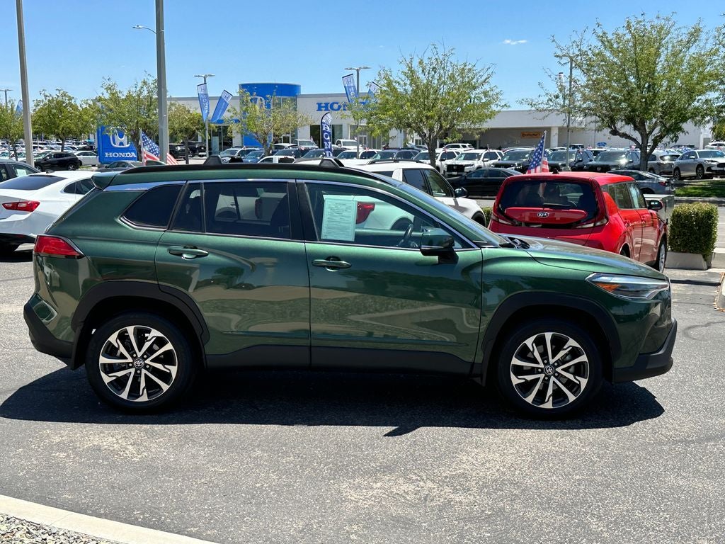 2022 Toyota Corolla Cross XLE